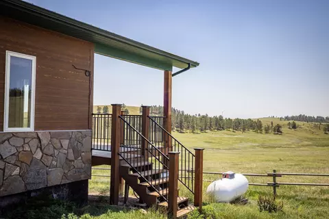 Exterior - Lame Johnny Road, Fairburn, SD 57738 photo 3 of 5