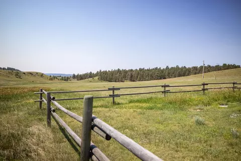 Exterior - Lame Johnny Road, Fairburn, SD 57738 photo 1 of 5