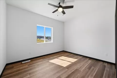 704 S 31st St, Spearfish, SD 57783 photo 17