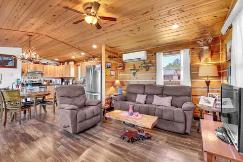 Living - 10297 Timber Trl, Edgemont, SD 57735 photo 1 of 4