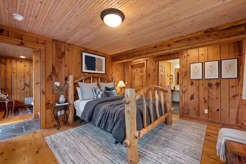 Bedroom - 22231 Nahant Rd, Lead, SD 57754 photo 3 of 3