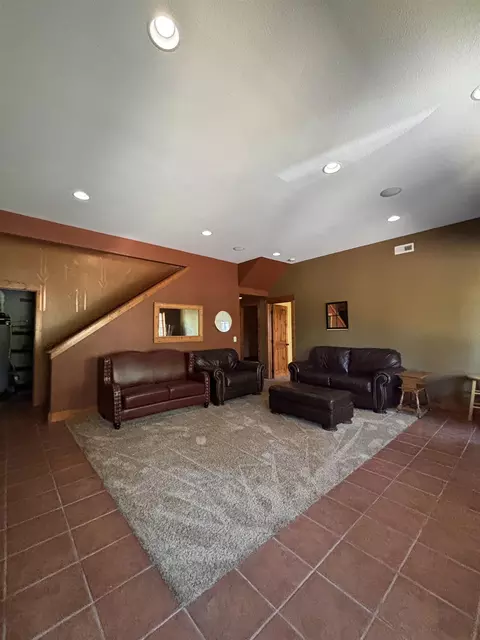 Living - 188 Oak Ridge Rd, Spearfish, SD 57783 photo 4 of 4