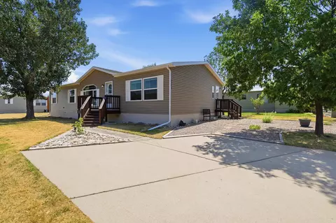 1226 Snowy Peak Ln, Spearfish, SD 57783 photo 2