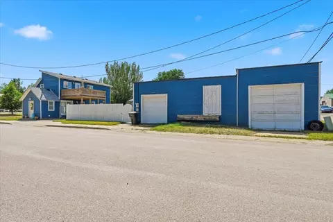 Exterior - 1905 Main St, Sturgis, SD 57785 photo 1 of 4