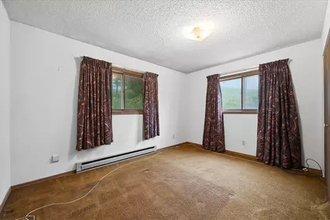 Bedroom - 25015 Chandler Dr, Custer, SD 57730 photo 3 of 7