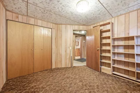 Bedroom - 25015 Chandler Dr, Custer, SD 57730 photo 2 of 7