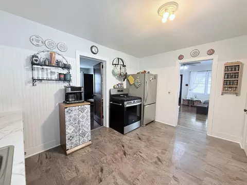 Kitchen - 609 Samo St, Lead, SD 57754 photo 2 of 2