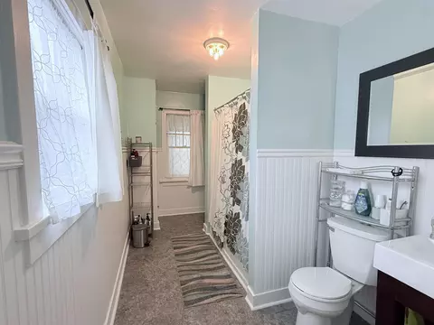 Bath - 609 Samo St, Lead, SD 57754 photo 1 of 2