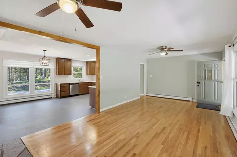 Living - 17 Clay St, Custer, SD 57730 photo 5 of 9