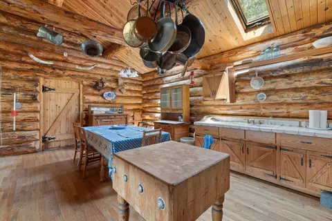 Kitchen - 25482 Hell Canyon Rd, Custer, SD 57730 photo 4 of 4