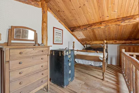 Bedroom - 25482 Hell Canyon Rd, Custer, SD 57730 photo 2 of 4