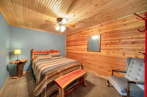 Bedroom - 25263 Ridgeview Rd, Custer, SD 57730 photo 9 of 9