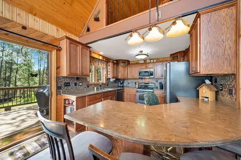 Kitchen - 25263 Ridgeview Rd, Custer, SD 57730 photo 2 of 3