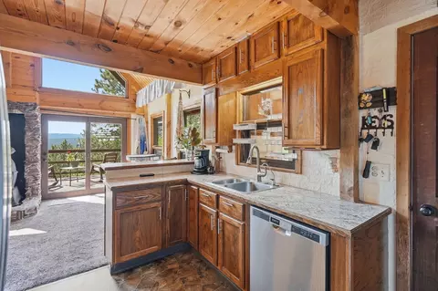 Kitchen - 20672 Florence Pl, Sturgis, SD 57785 photo 3 of 3