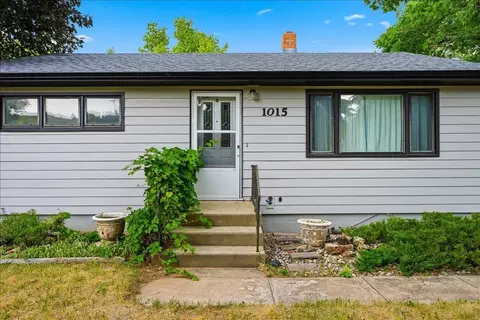Exterior - 1015 N 10th St, Spearfish, SD 57783 photo 2 of 3