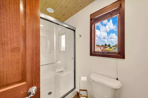 Bath - 111 Primrose Pl, Custer, SD 57730 photo 2 of 2