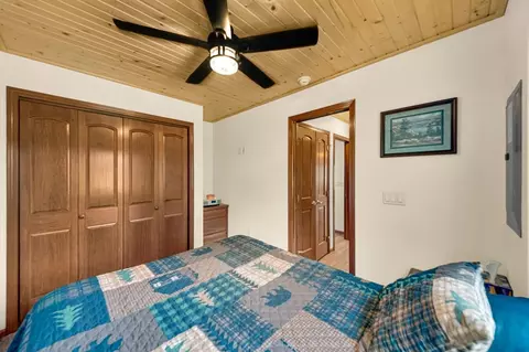 Bedroom - 111 Primrose Pl, Custer, SD 57730 photo 2 of 2