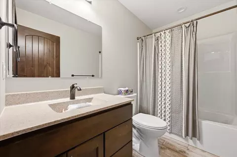 Bath - 725 Maple Dr, Spearfish, SD 57783 photo 4 of 4