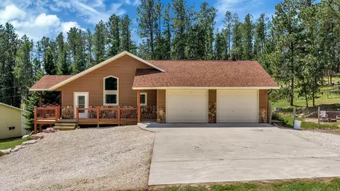 Exterior - 25007 Chandler Dr, Custer, SD 57730 photo 2 of 6