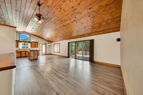 Living - 25007 Chandler Dr, Custer, SD 57730 photo 1 of 6