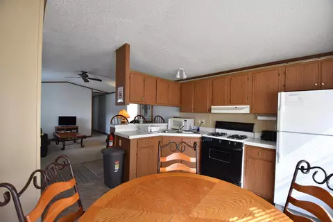 Kitchen - 12718 Troxell Ln, Nemo, SD 57759 photo 4 of 4