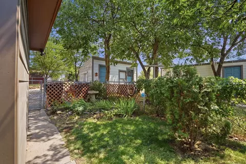 Exterior - 207 8th Ave, Belle Fourche, SD 57717 photo 8 of 13
