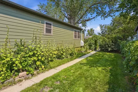 Exterior - 207 8th Ave, Belle Fourche, SD 57717 photo 11 of 13
