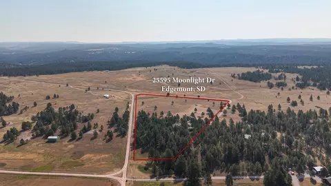 View/Area - 25595 Moonlight Dr, Edgemont, SD 57735 photo 4 of 6