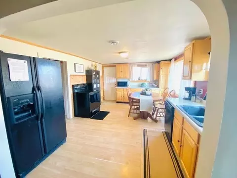 Kitchen - 10564 Moller Rd, Spearfish, SD 57783 photo 6 of 6