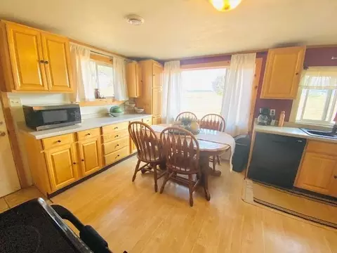 Kitchen - 10564 Moller Rd, Spearfish, SD 57783 photo 3 of 6