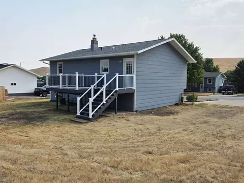 Exterior - 815 S 32nd St, Spearfish, SD 57783 photo 2 of 2