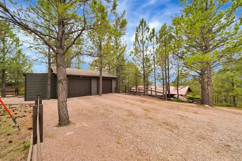 Exterior - 25604 Mountain Shadow Rd, Edgemont, SD 57735 photo 14 of 16