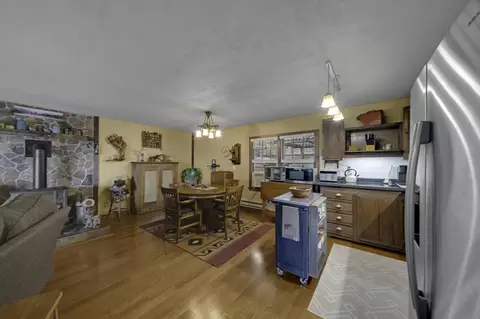 Dining - 25604 Mountain Shadow Rd, Edgemont, SD 57735 photo 2 of 2