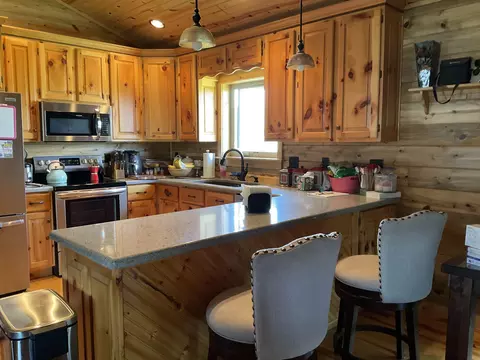 Kitchen - 11593 War Bonnet Rd, Custer, SD 57730 photo 2 of 2