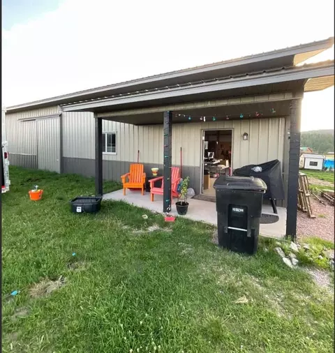 Exterior - 11593 War Bonnet Rd, Custer, SD 57730 photo 6 of 7