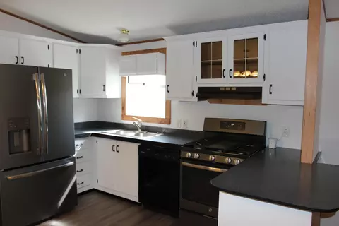 Kitchen - 25092 Needle View Pl, Custer, SD 57730 photo 1 of 1