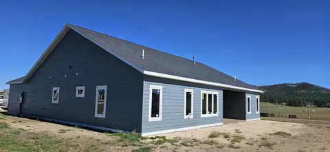 Exterior - 242 Stone Hl, Custer, SD 57730 photo 3 of 7