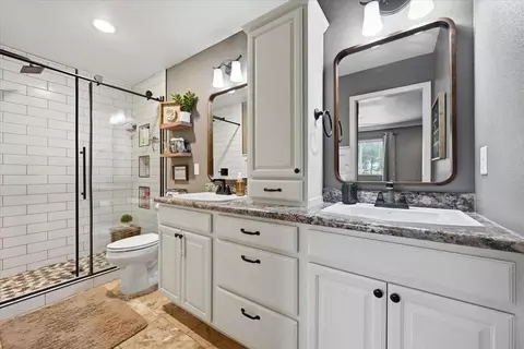 Bath - 2602 Meadows Dr, Sturgis, SD 57785 photo 2 of 3