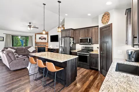 1011 Mac Ln, Spearfish, SD 57783 photo 9