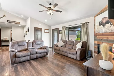 1011 Mac Ln, Spearfish, SD 57783 photo 7
