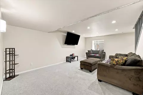Other - 719 Zenith St, Belle Fourche, SD 57717 photo 6 of 8