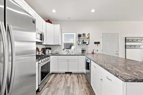 Kitchen - 719 Zenith St, Belle Fourche, SD 57717 photo 2 of 2