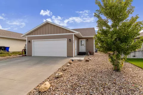 414 Diamond Ridge Blvd, Rapid City, SD 57703