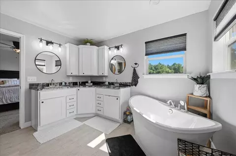 Bath - 12315 Antler Rd, Whitewood, SD 57793 photo 1 of 5