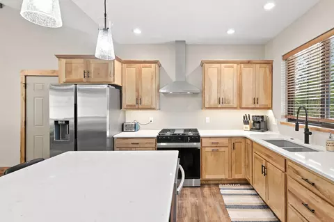 Kitchen - 11263 Westwind Ct, Lead, SD 57754 photo 4 of 4