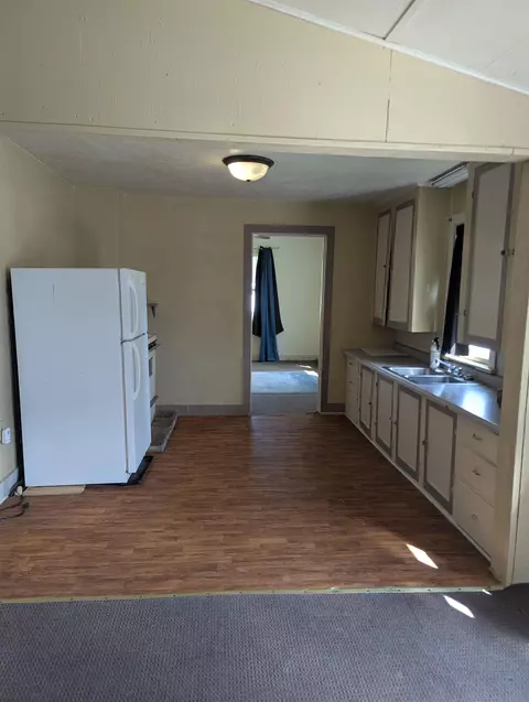 Kitchen - 820 Montgomery St, Custer, SD 57730 photo 1 of 3