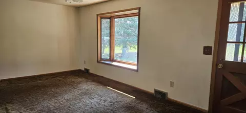 Living - 1147 Sherman St, Custer, SD 57730 photo 2 of 3