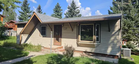 Exterior - 1147 Sherman St, Custer, SD 57730 photo 5 of 11
