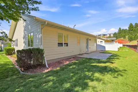Exterior - 314 Cottage Hill Ln, Spearfish, SD 57783 photo 4 of 8