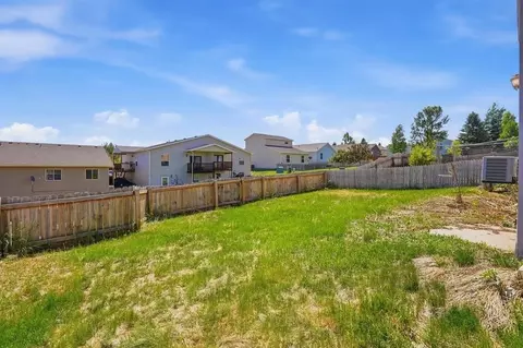 Exterior - 910 Heritage Dr, Spearfish, SD 57783 photo 7 of 7